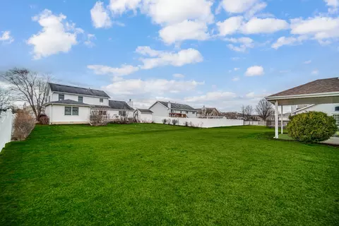Exterior - 192 Summerhill Dr, Dyer, IN 46311 photo 5 of 5