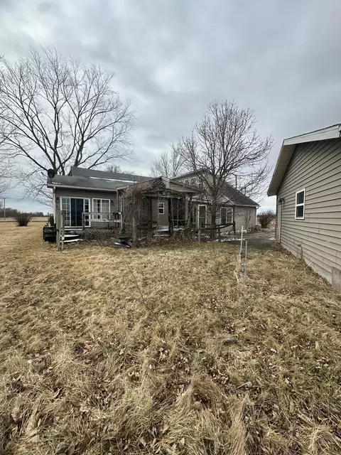 Exterior - 4701 S 1, Redkey, IN 47373 photo 3 of 5