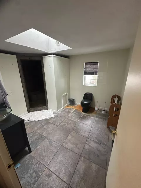 Bath - 4701 S 1, Redkey, IN 47373 photo 1 of 1