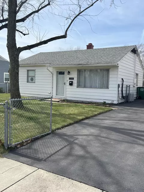 2260 Warrick St, Lake Station, IN 46405