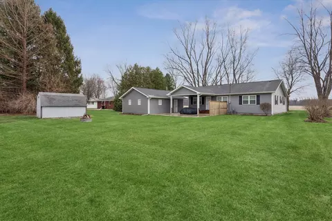 Exterior - 157 E 700, Kouts, IN 46347 photo 4 of 4