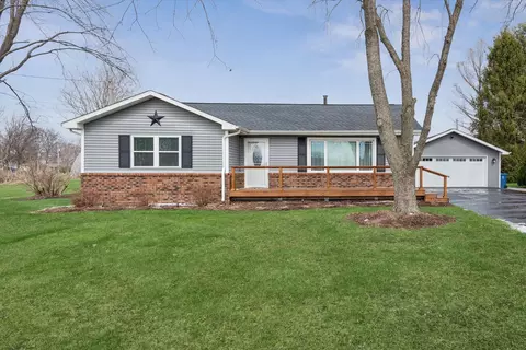Exterior - 157 E 700, Kouts, IN 46347 photo 1 of 4