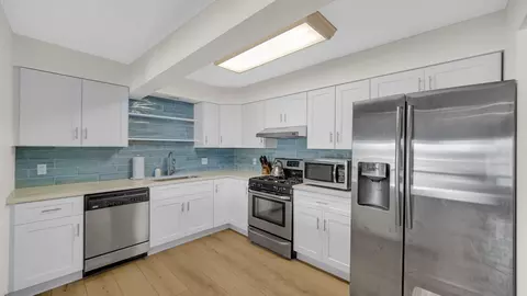 Kitchen - 5040 Spinnaker Ln #C, Crown Point, IN 46307 photo 1 of 1