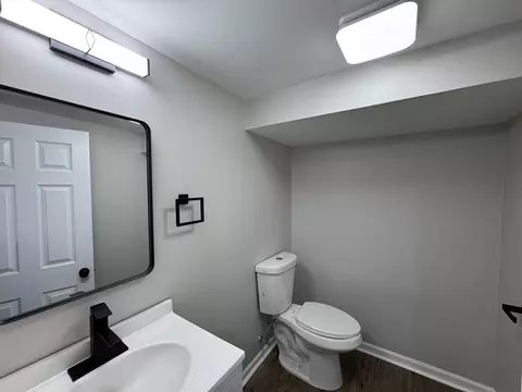 Bath - 800 Buchanan St, Gary, IN 46402 photo 6 of 6