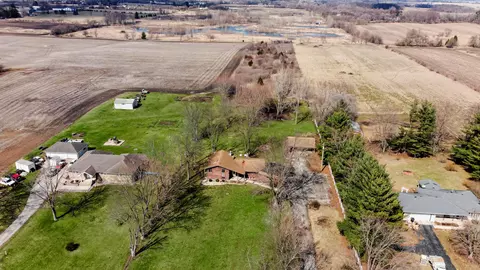 View/Area - 3050 E 139th Ave, Crown Point, IN 46307 photo 2 of 4