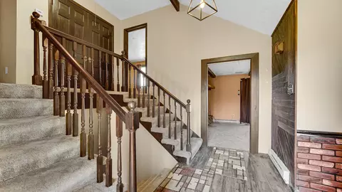 Entry Way - 3050 E 139th Ave, Crown Point, IN 46307 photo 1 of 2