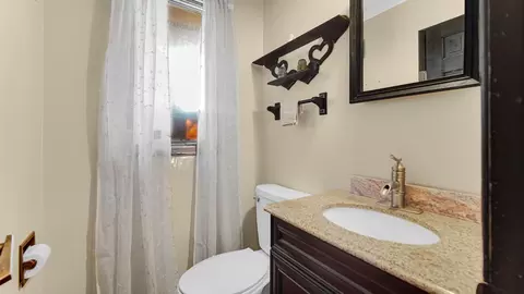 Bath - 3050 E 139th Ave, Crown Point, IN 46307 photo 1 of 3