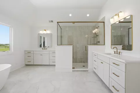 Bath - 9631 Sweetspire Ave, Saint John, IN 46373 photo 6 of 9