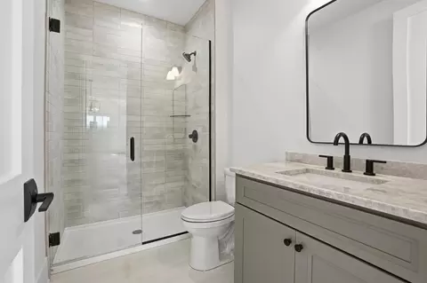 Bath - 9631 Sweetspire Ave, Saint John, IN 46373 photo 1 of 9