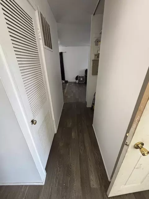 Entry Way - 2154 Whitcomb St, Gary, IN 46404 photo 1 of 1