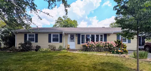 775 Eagle Creek Rd # -1, Valparaiso, IN 46385