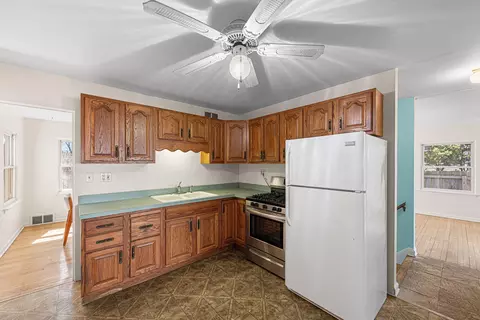 8632 Oak Ave, Gary, IN 46403 photo 9