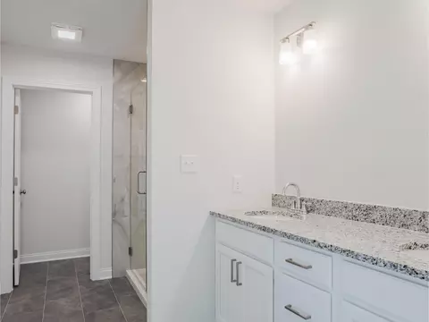 Bath - 11659 Park St, Crown Point, IN 46307 photo 3 of 5