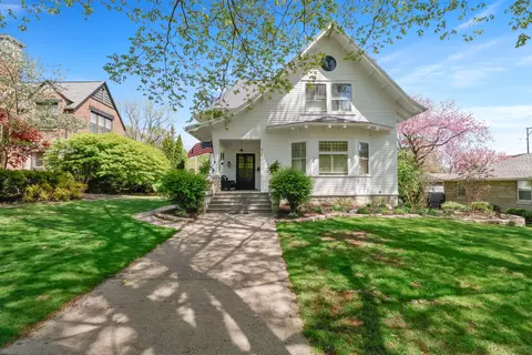 404 Washington St, Valparaiso, IN 46383