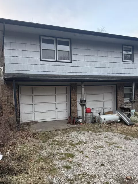 9221 Moraine St, Dyer, IN 46311