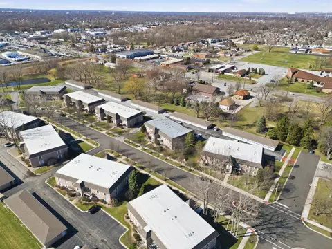 2711 Georgetowne Dr #B2, Highland, IN 46322 photo 28