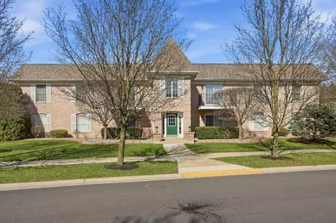 2711 Georgetowne Dr #B2, Highland, IN 46322