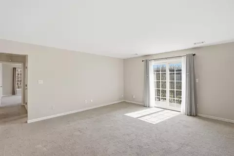 2711 Georgetowne Dr #B2, Highland, IN 46322 photo 7