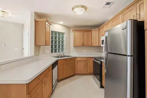 2711 Georgetowne Dr #B2, Highland, IN 46322 photo 10