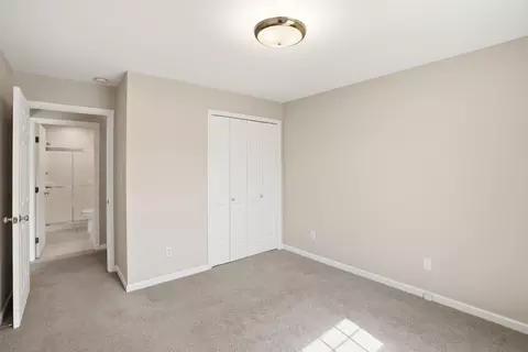2711 Georgetowne Dr #B2, Highland, IN 46322 photo 17