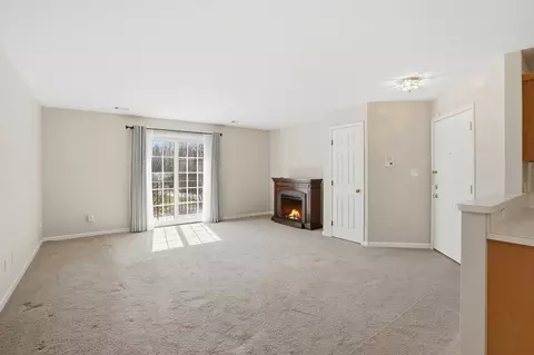 2711 Georgetowne Dr #B2, Highland, IN 46322 photo 3