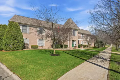 2711 Georgetowne Dr #B2, Highland, IN 46322 photo 24