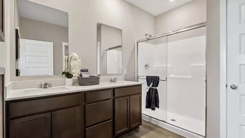 Bath - 7735 W 106th Pl, Crown Point, IN 46307 photo 1 of 4