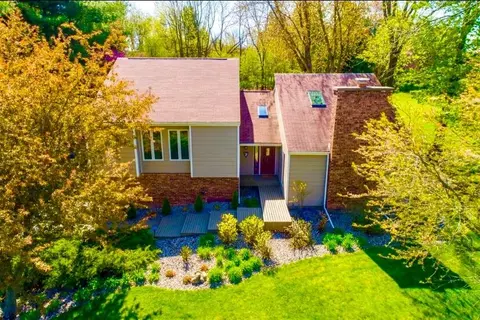 1587 N Rustic Dr, La Porte, IN 46350