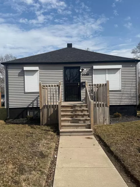 2049 Ohio St, Gary, IN 46407