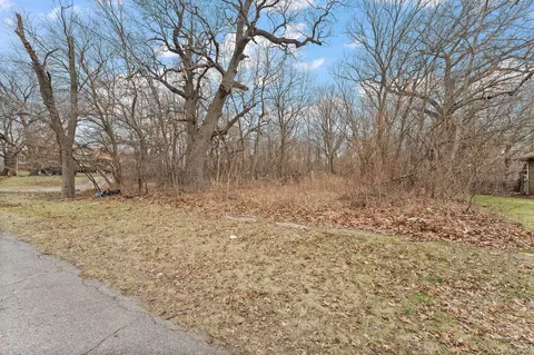 1033 E 41st Pl, Gary, IN 46409