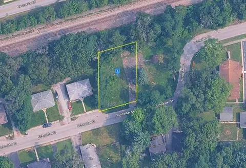 4034 Schneider St, Lake Station, IN 46405