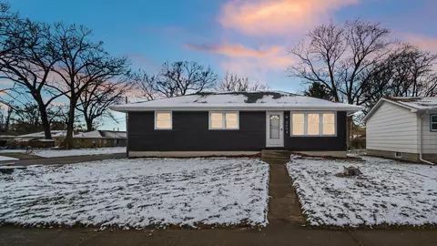 2698 County Line, Lake Station, IN 46405