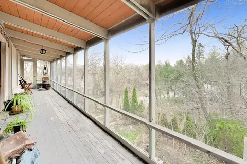 Exterior - 14 Beach Lane Ct, Ogden Dunes, IN 46368 photo 5 of 10
