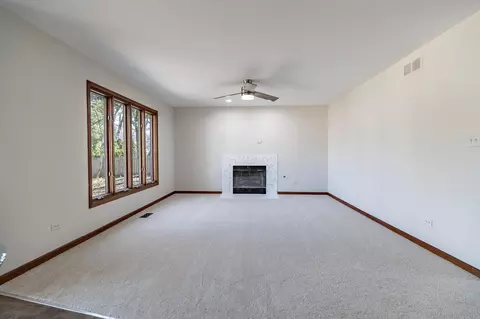 Living - 8407 Beech Ave, Munster, IN 46321 photo 5 of 9