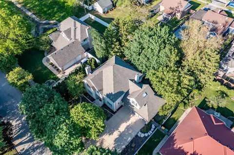 View/Area - 8407 Beech Ave, Munster, IN 46321 photo 2 of 14