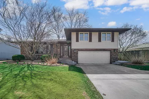 1004 Fran-lin Pkwy, Munster, IN 46321