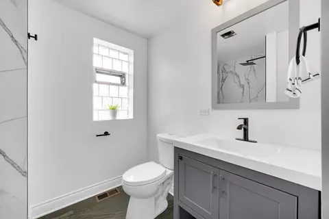 Bath - 2585 Harrison St, Gary, IN 46407 photo 1 of 6