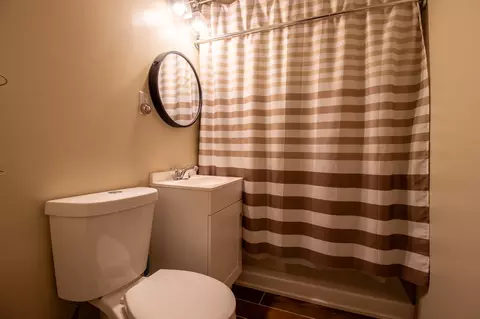 Bath - 214 N Dwiggins St, Griffith, IN 46319 photo 3 of 5