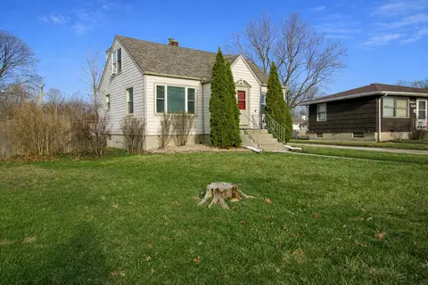 Exterior - 214 N Dwiggins St, Griffith, IN 46319 photo 2 of 3