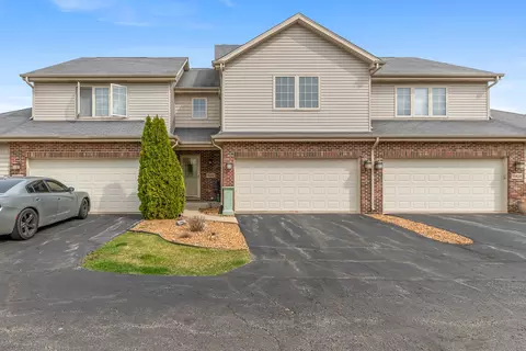 15437 98th Pl, Dyer, IN 46311