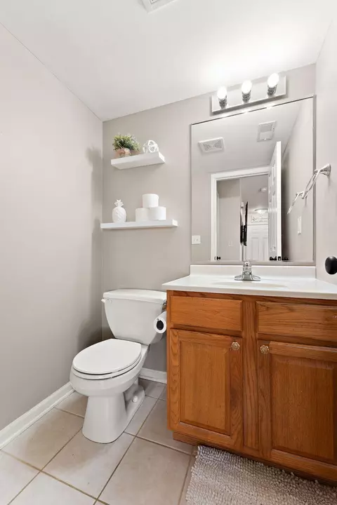 Bath - 1823 Beech Ct, Crown Point, IN 46307 photo 1 of 2