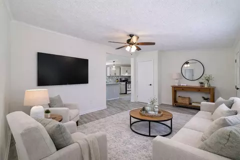 11327 N 550 #7, De Motte, IN 46310 photo 6
