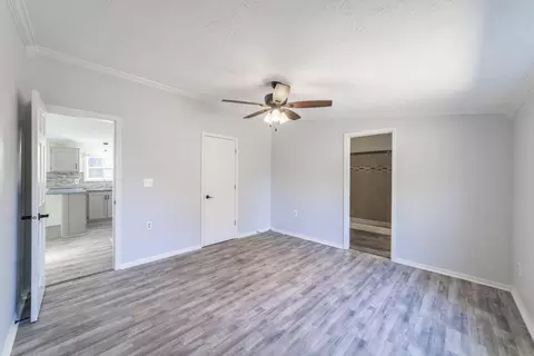 11327 N 550 #7, De Motte, IN 46310 photo 32