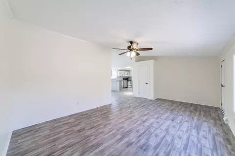 11327 N 550 #7, De Motte, IN 46310 photo 13
