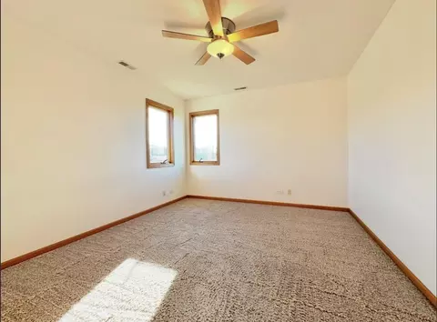 Bedroom - 17826 S County Line Rd, Hebron, IN 46341 photo 3 of 6