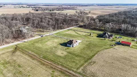 View/Area - 17826 S County Line Rd, Hebron, IN 46341 photo 6 of 10