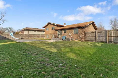 Exterior - 9536 Walnut Dr, Munster, IN 46321 photo 4 of 6