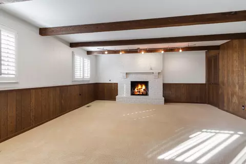 Living - 9536 Walnut Dr, Munster, IN 46321 photo 3 of 4