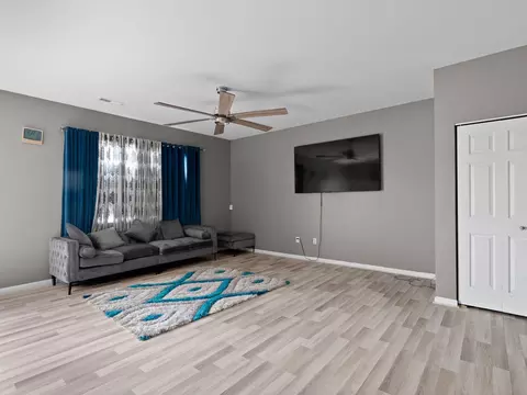Living - 7627 E 112th Ave, Crown Point, IN 46307 photo 2 of 2
