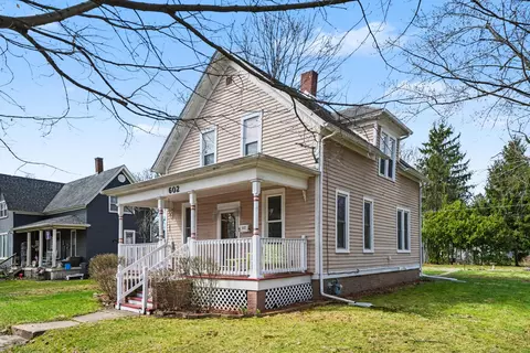 602 D St, La Porte, IN 46350